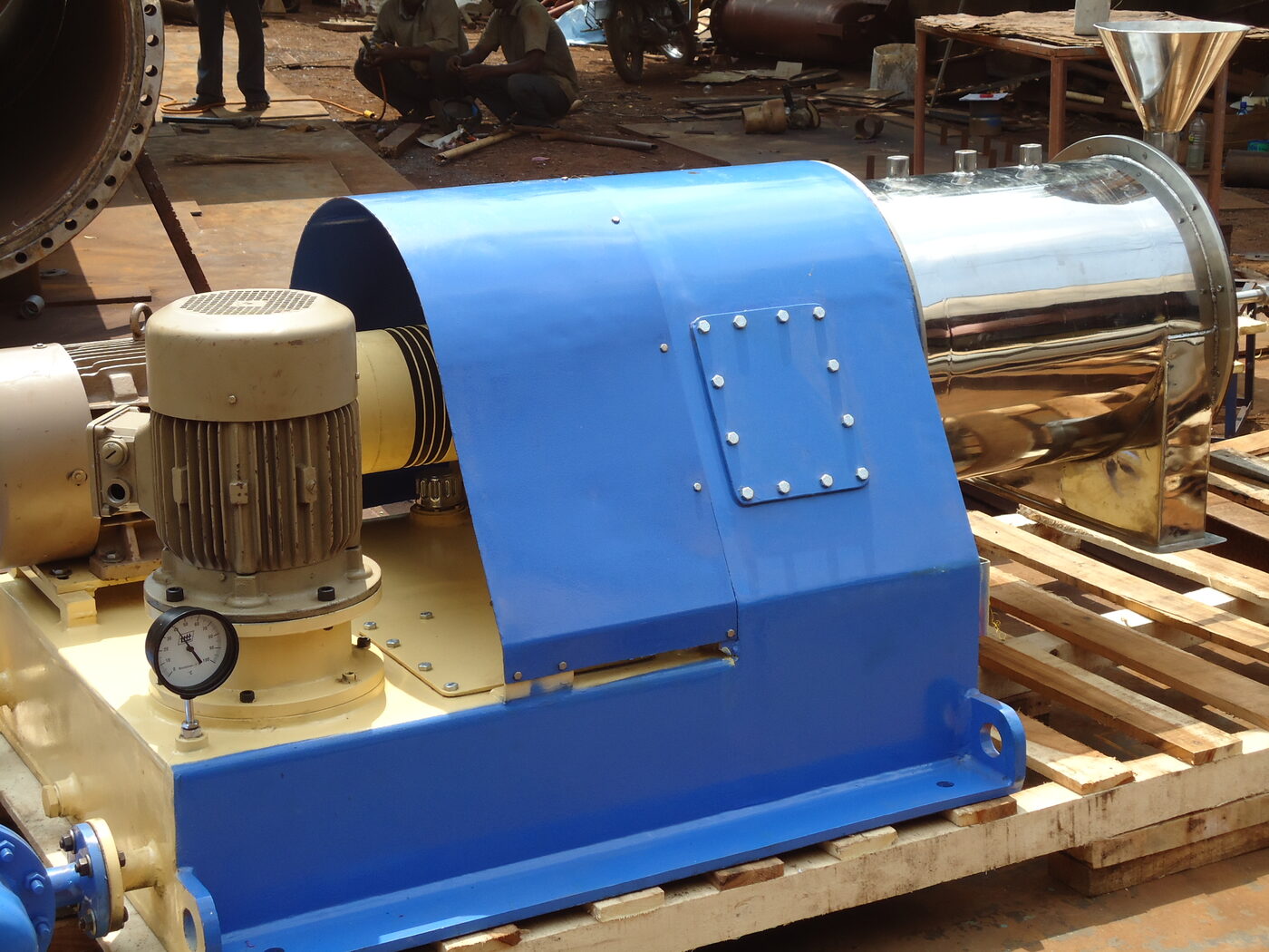 Pusher Centrifuge